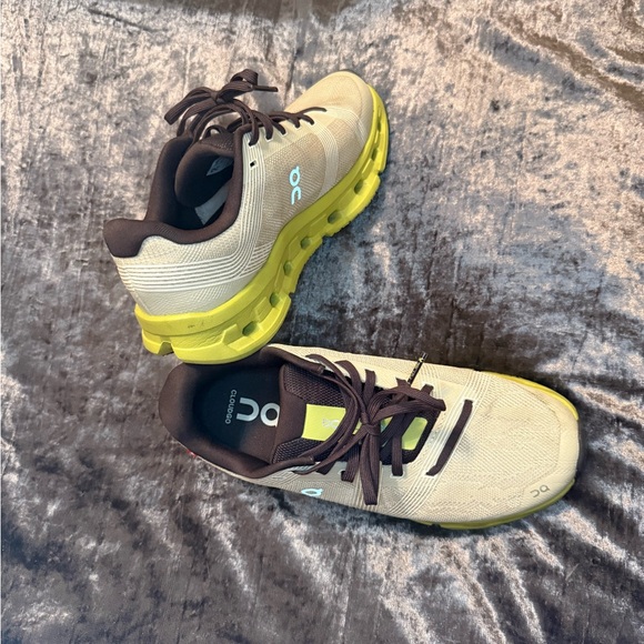 On Running Cream and Lime Sneakers - Picture 2 of 11